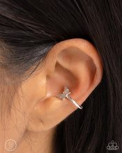 Load image into Gallery viewer, Aerial Attitude - Silver Earring
