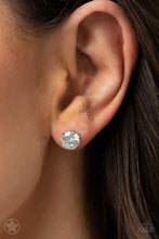 Load image into Gallery viewer, Just In TIMELESS - White Earring
