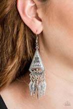 Load image into Gallery viewer, Me Oh MAYAN - Silver Earring
