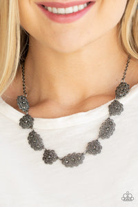 Vintage Vogue - Black Necklace