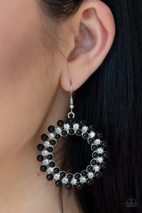 Pearly Poise - Black Earring