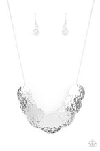 Load image into Gallery viewer, RADIAL Waves - Silvern Necklace
