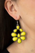 Load image into Gallery viewer, In Crowd Couture - Yellow Earring
