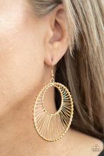 Load image into Gallery viewer, Artisan Applique - Gold Earring
