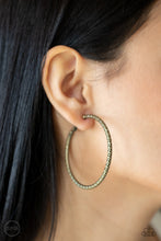 Load image into Gallery viewer, Subtly Sassy - Brass Earring
