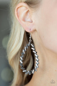 Striking RESPLENDENCE - Silver Earring