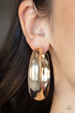 Load image into Gallery viewer, Flat Out Flawless - Gold Earring
