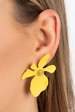 Load image into Gallery viewer, Hawaiian Heiress - Yellow Earrings
