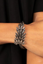 Load image into Gallery viewer, BOA and Arrow - Silver Bracelet
