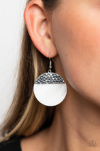 Load image into Gallery viewer, SHELL Out - White Earring
