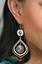 Load image into Gallery viewer, Cuz I CLAN - Brown Earring
