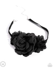 Load image into Gallery viewer, Very Viscountess - Black Necklace
